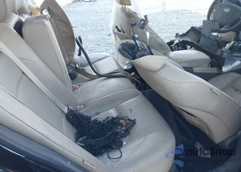 2009 Hyundai Genesis 4.6 из США, поврежденный, VIN KMHGC46F49U044819